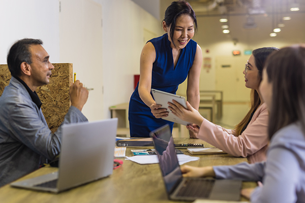 Explore how a PG diploma in business management might facilitate your success in the corporate sector.